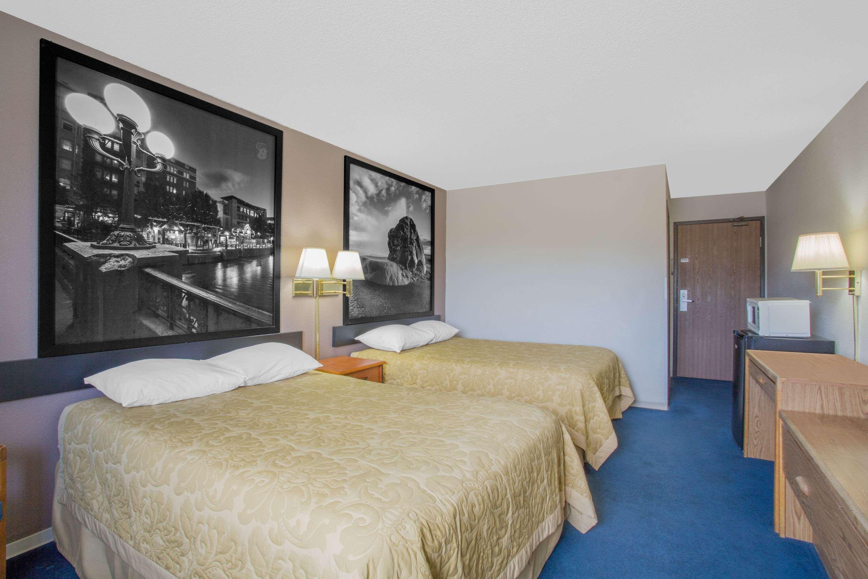 Super 8 By Wyndham Winnemucca Nv Exterior photo