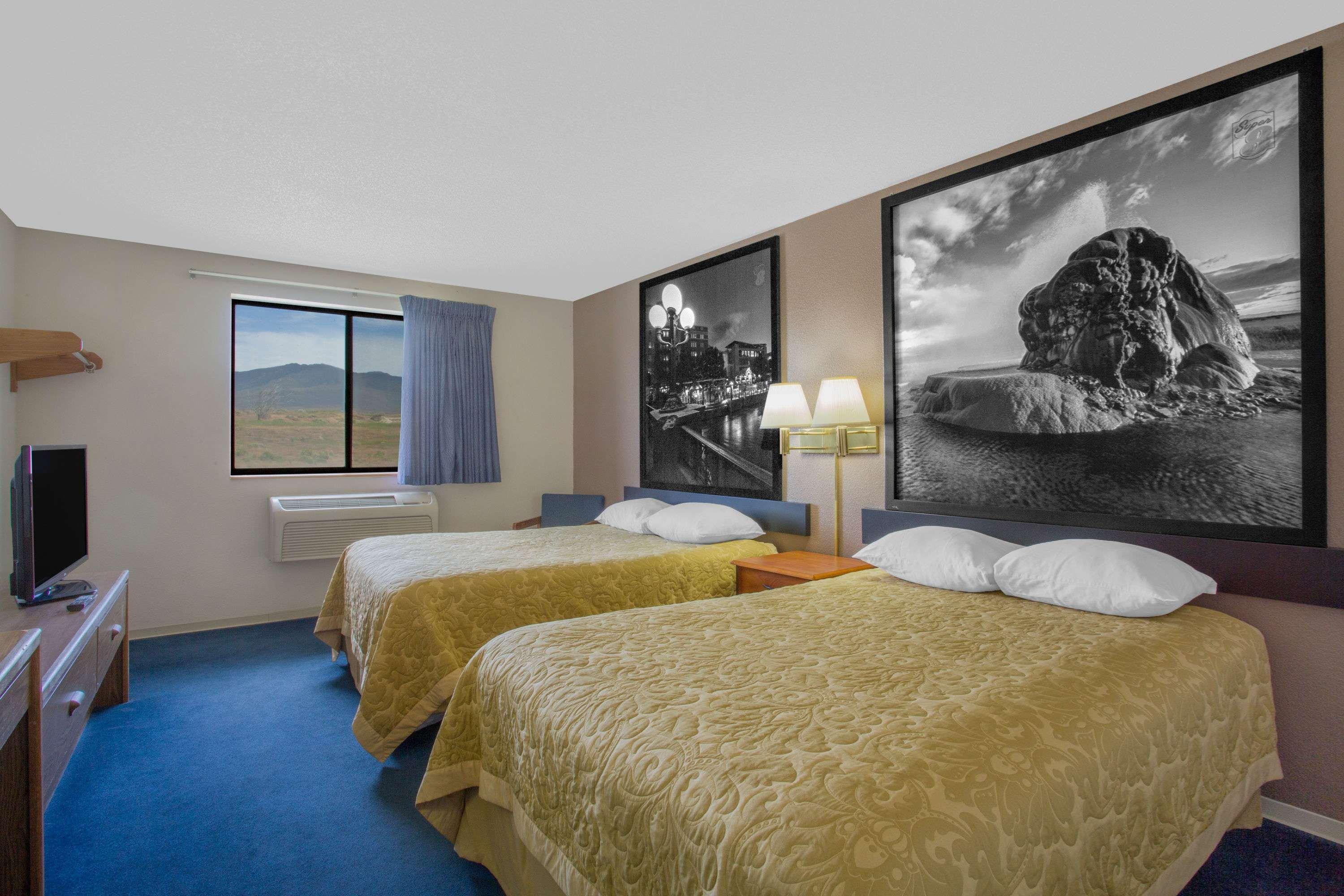 Super 8 By Wyndham Winnemucca Nv Exterior photo